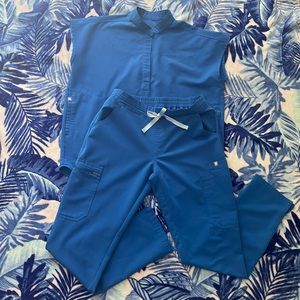 ROYAL BLUE FIGS SCRUB SET!!